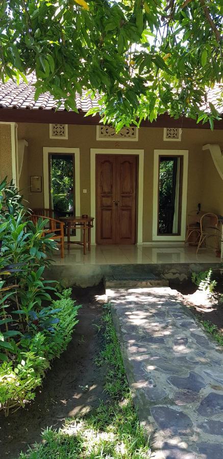 Mango Tree Inn Pemuteran  Exterior photo